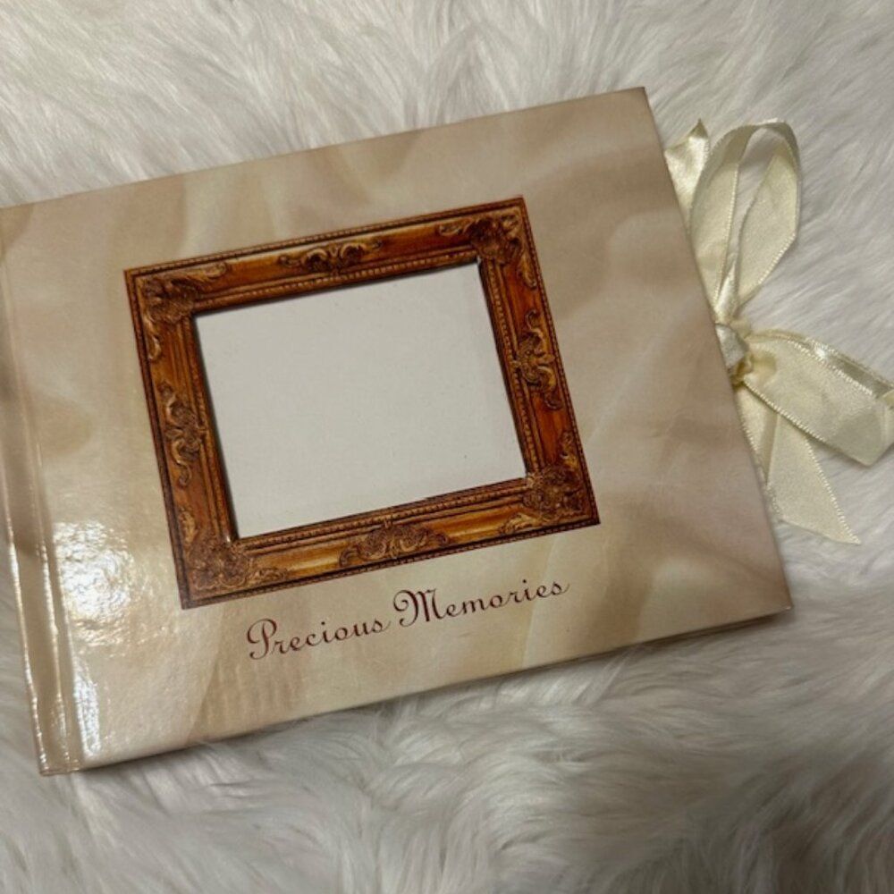 Precious Memories Photo Album   8170  NWT